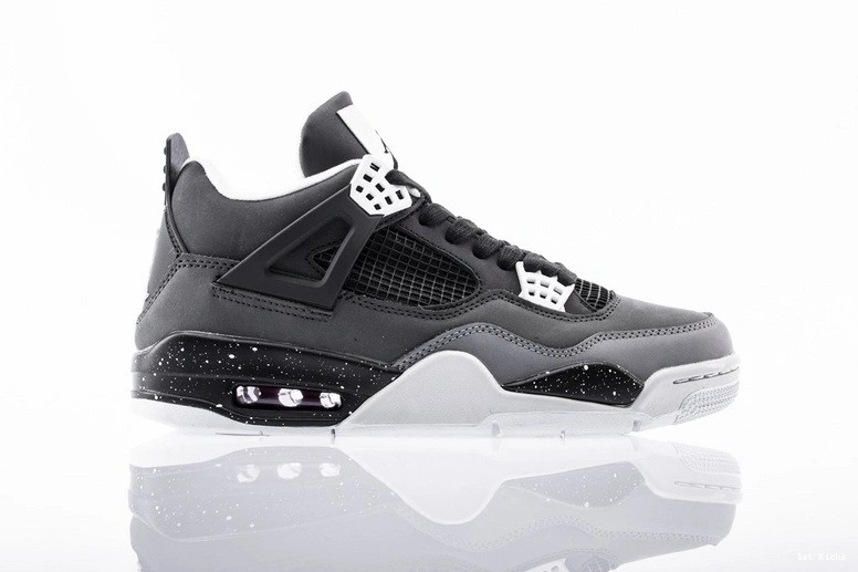 Jordan Pack 4 Fear Retro 626969-030  0404